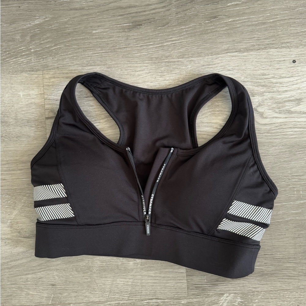 Black and White Women's push up Sports Bra